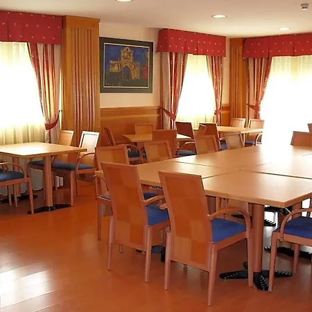Camino Real Hotel