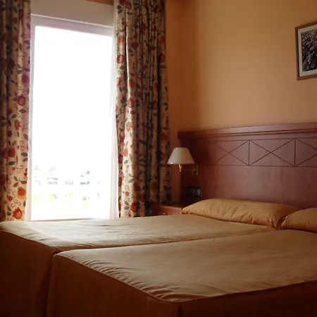 Hotel Camino Real 3*
