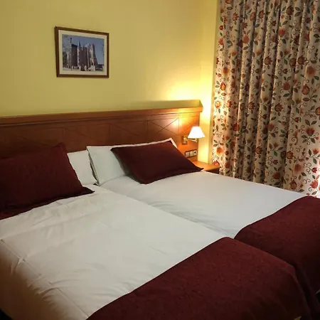 Camino Real Szálloda 3*