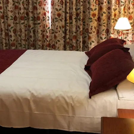 Camino Real Hotel