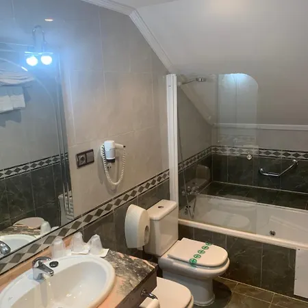 Hotel Camino Real 3*