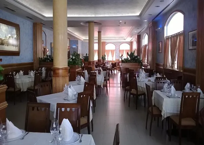 ホテル Camino Real 3*