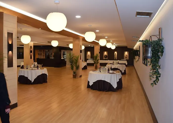 ホテル Camino Real 3*