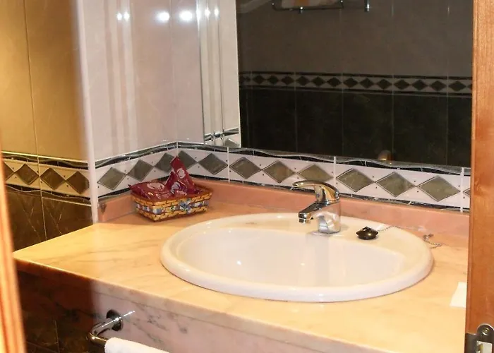 ホテル Camino Real 3*